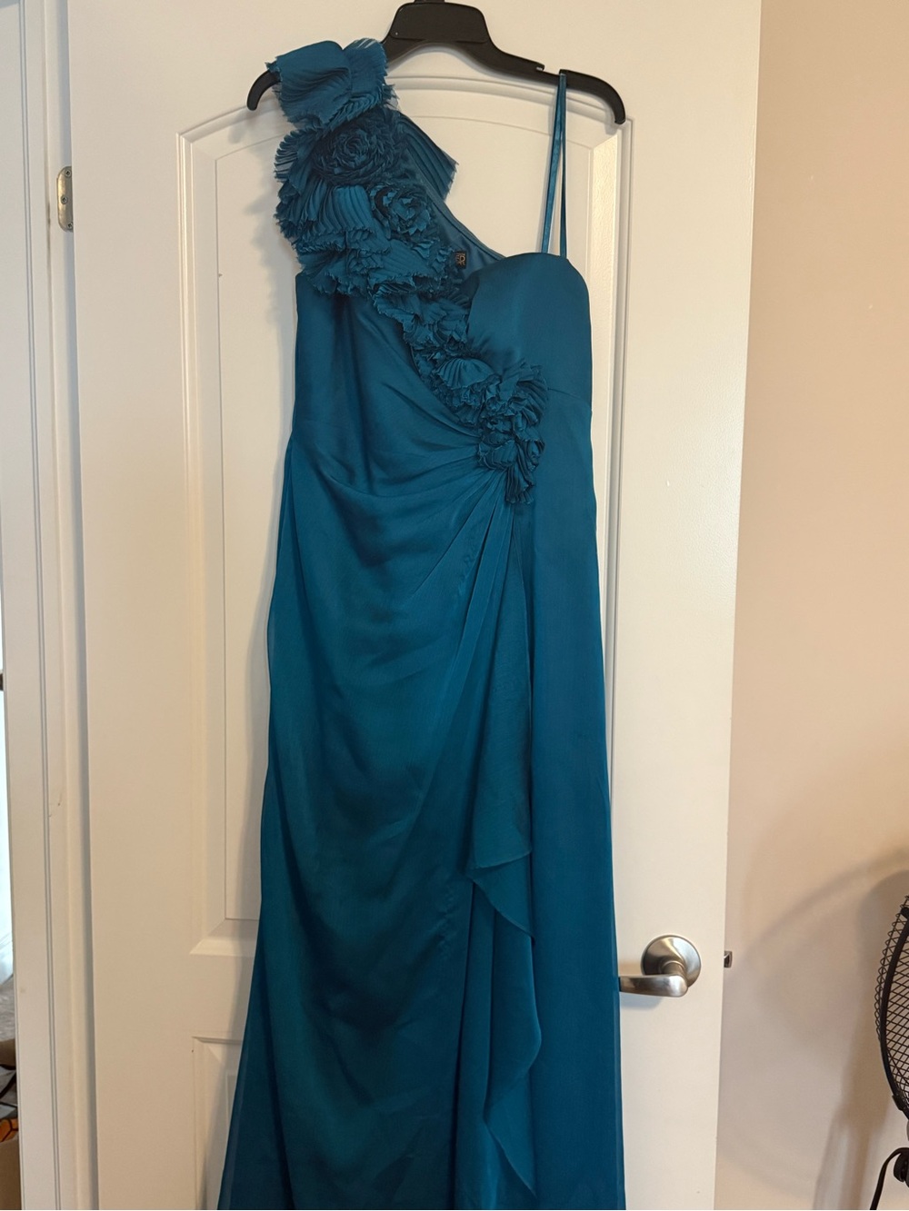 Adrianna Papell Teal One-Shoulder Floral Appliqué Gown